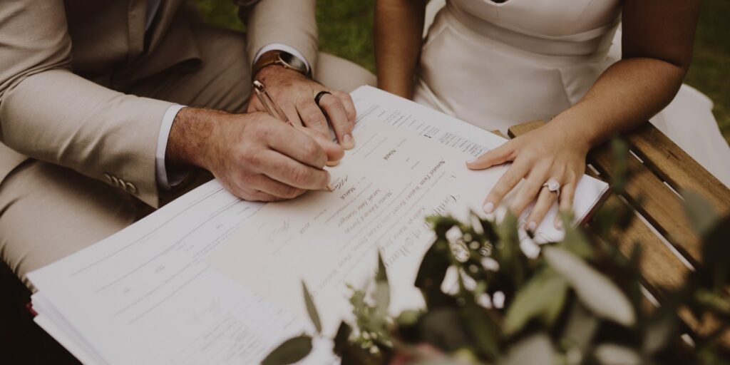 Como funciona o contrato de casamento?